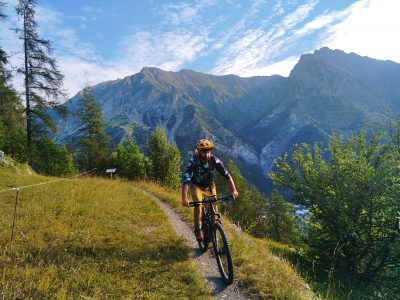 Grand Tour des Ecrins en VTTAE
